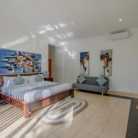 Villa Alleira Seminyak By Best Deals Asia Hospitality Kültér fotó